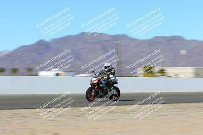 media/Jan-09-2022-SoCal Trackdays (Sun) [[2b1fec8404]]/Front Straight Speed Shots (1pm)/